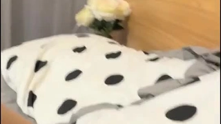 老师和学生在教室里免费做爱